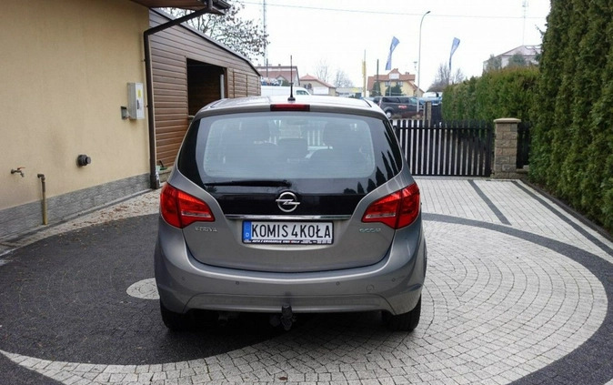 Opel Meriva cena 23900 przebieg: 155000, rok produkcji 2010 z Łapy małe 172